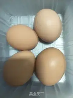 Make Fried eggs with sprouts step 0