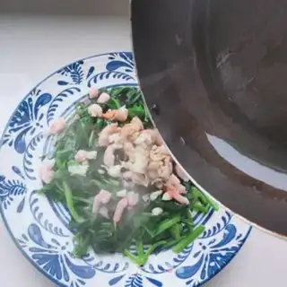 Make Shrimp spinach step 9