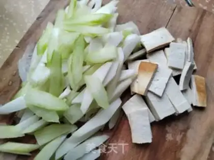 Make Mustard meat step 1