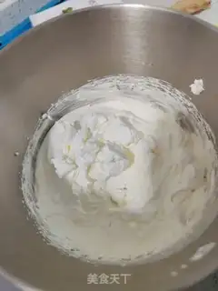 Make Mango cream birthday cake step 17