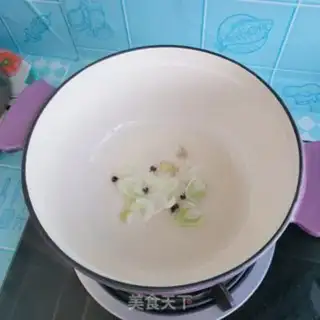 Make Pork and soybean sprouts step 3
