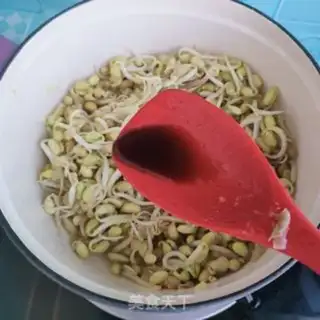Make Pork and soybean sprouts step 6
