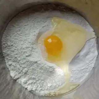 Make Hot noodles step 0