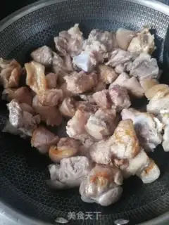 Make Red burning pig hoof step 2