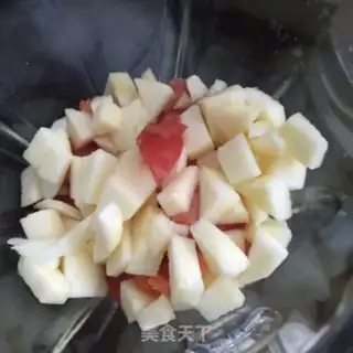 Make Tomato carrot apple juice step 3