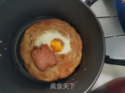 Make Hand grab cake step 2
