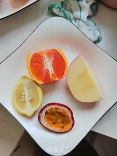 Make Five minutes of fruit tea step 0
