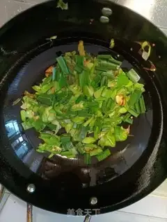 Make Pill pepper garlic and pork step 4