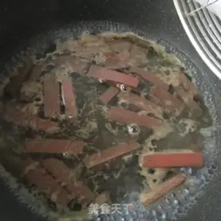 Make Noodles and pig blood step 6