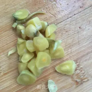 Make Noodles and pig blood step 9
