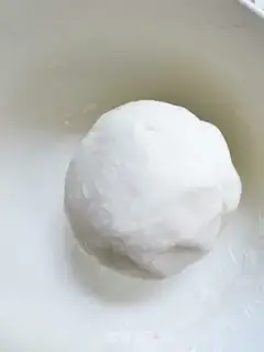 Make Salted egg meat pine crystal bag step 6