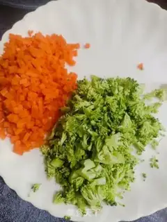 Make Vegetable shrimp cake step 4