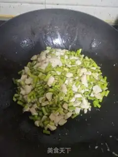 Make Garlic fried chicken step 4