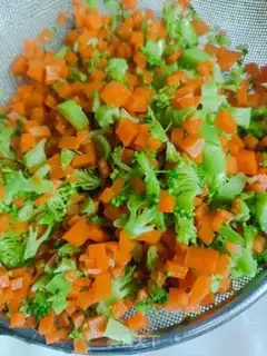 Make Vegetable shrimp cake step 5