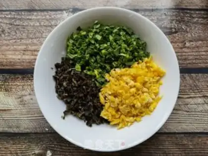Make Noodle eggs and molybdenum step 10