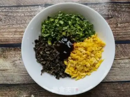 Make Noodle eggs and molybdenum step 12