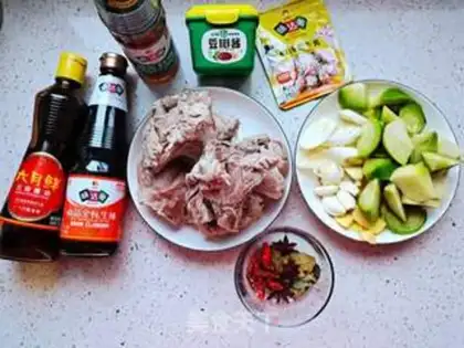 Make Sour soup and bones step 0