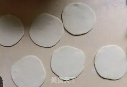 Make Noodle eggs and molybdenum step 18