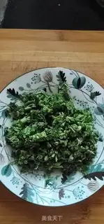 Make Scrambled meat sauce with black noodles step 3