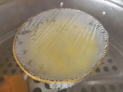 Make Scrambled eggs with garlic sauce step 6