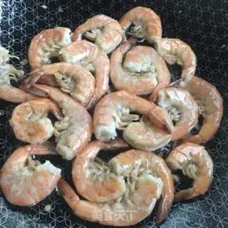Make Shrimp tail step 4