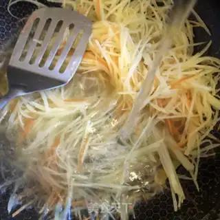 Make Onion egg fried rice step 17