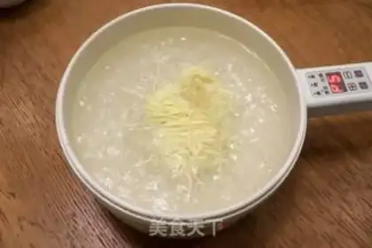 Make Egg soy noodles step 3