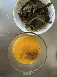 Make Fried eggs step 1