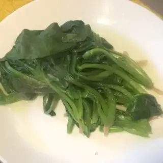 Make The spinach ham and eggs step 2