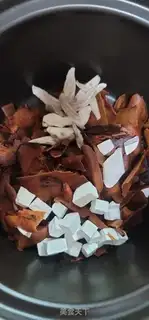 Make Medium cheese step 0