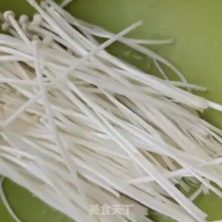Make Garlic eggs with noodles step 4