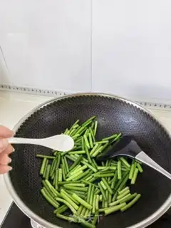 Make Fry the pig face step 5