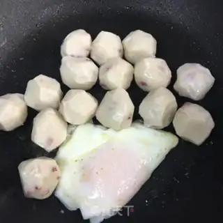 Make Fishball egg noodles step 4