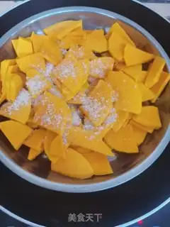 Make Pumpkin rice step 1