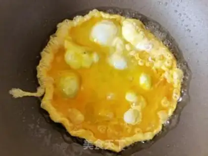 Make Scrambled eggs step 4
