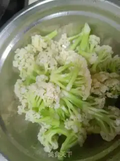 Make Hot peppers and broccoli step 2
