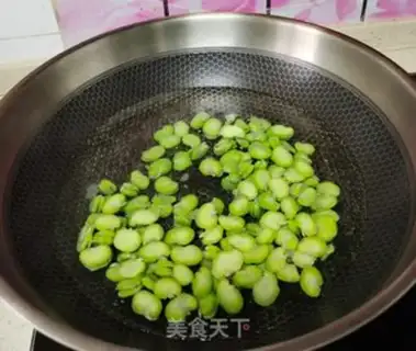 Make Spades and eggs step 1