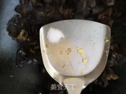 Make Blackwood fried eggs step 5