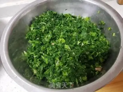 Make Spinach egg pie step 0