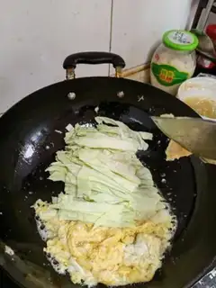 Make Egg fan fried vegetables step 3