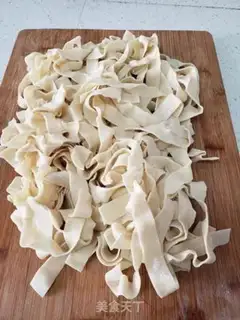 Make Garlic eggs for noodles step 0