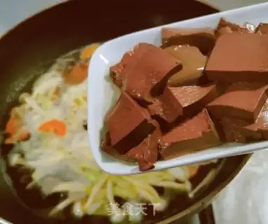 Make Duck blood fan mushroom soup step 7
