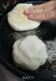 Make Spinach egg pie step 8