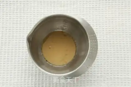 Make Caramel cream red tea roll step 5