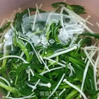 Make Noodles and meatballs step 16