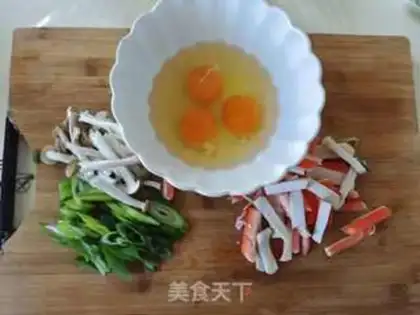 Make Crab fried eggs step 1