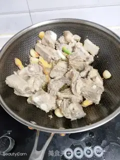 Make Red burn ribs step 0