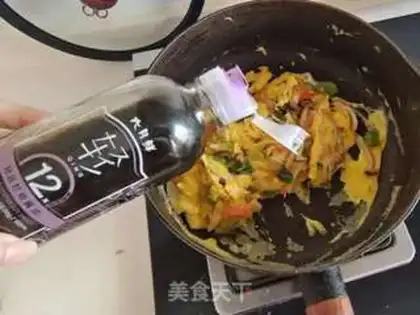 Make Crab fried eggs step 5