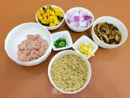 Make Pumpkin chicken and rice step 1