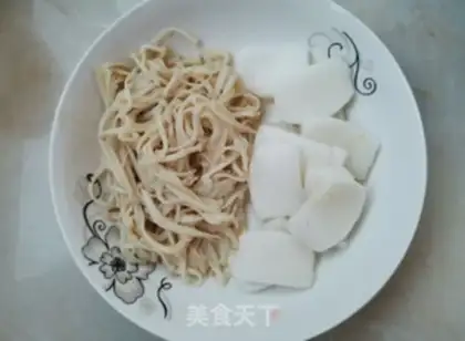 Make Eggs and golden mushrooms step 1